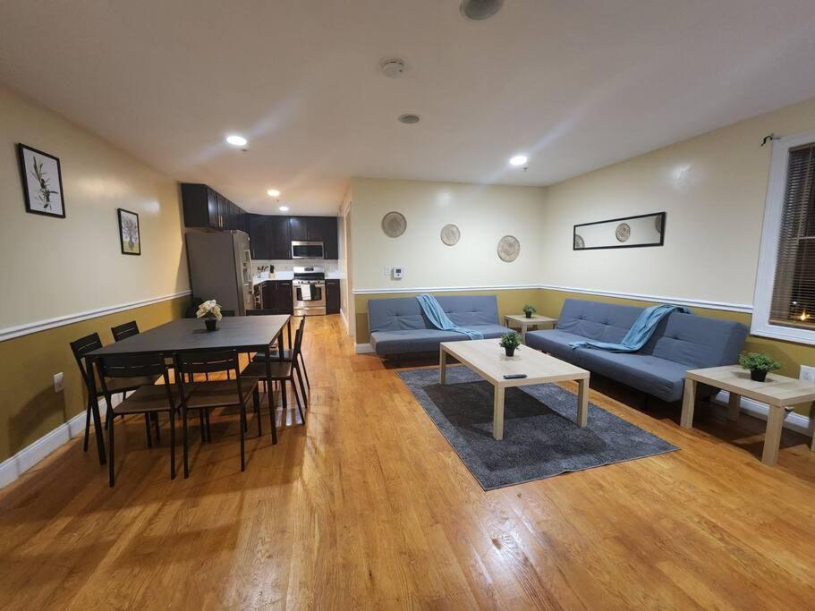 Classy 3 Bed Near Nyc With View! Appartement Union City Buitenkant foto