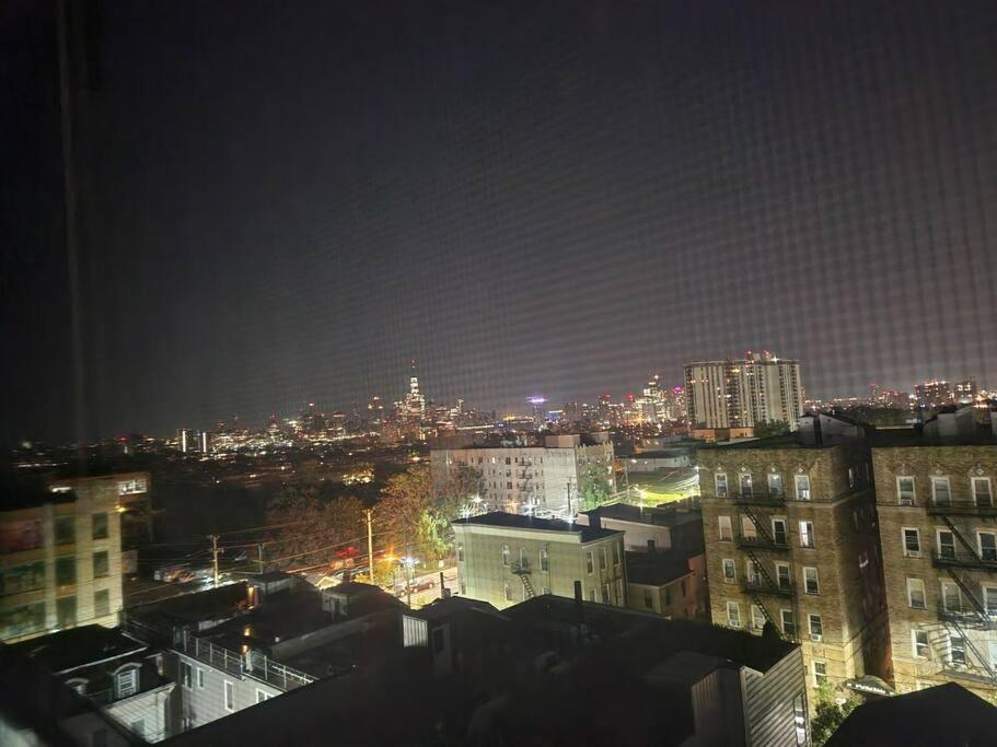 Classy 3 Bed Near Nyc With View! Appartement Union City Buitenkant foto